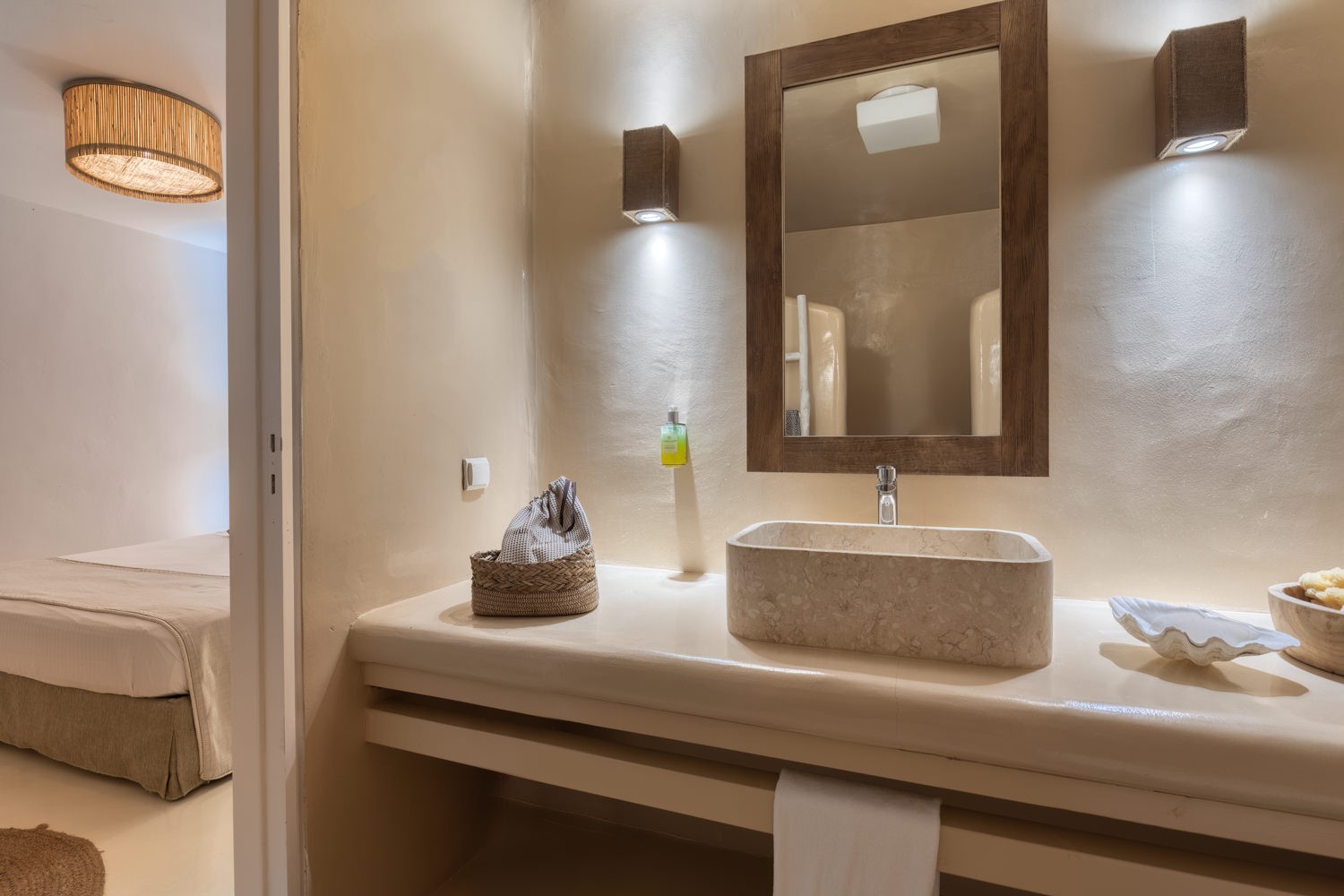 Amalgam Homes Aiolos villa, Paros island: image interior gallery
