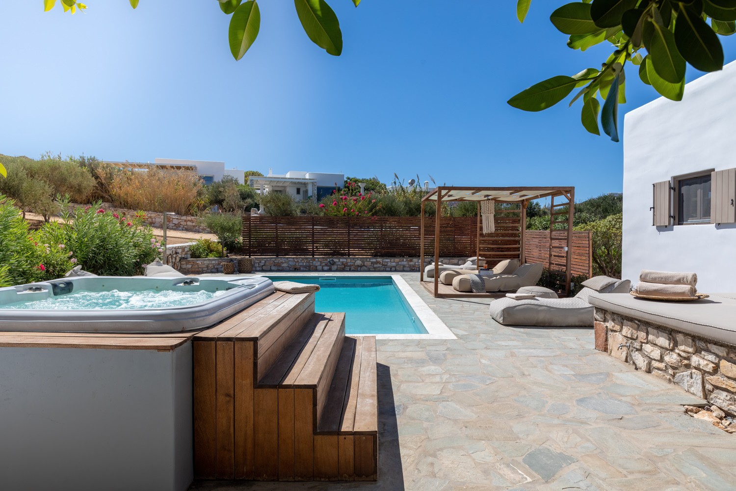 Amalgam Homes Aiolos villa, Paros island: image interior gallery