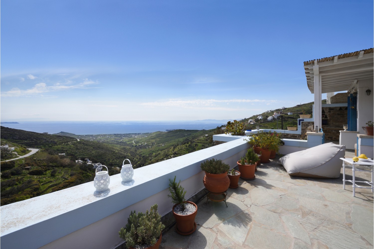 Amalgam Homes Pano Spiti villa, Tinos island: image interior gallery