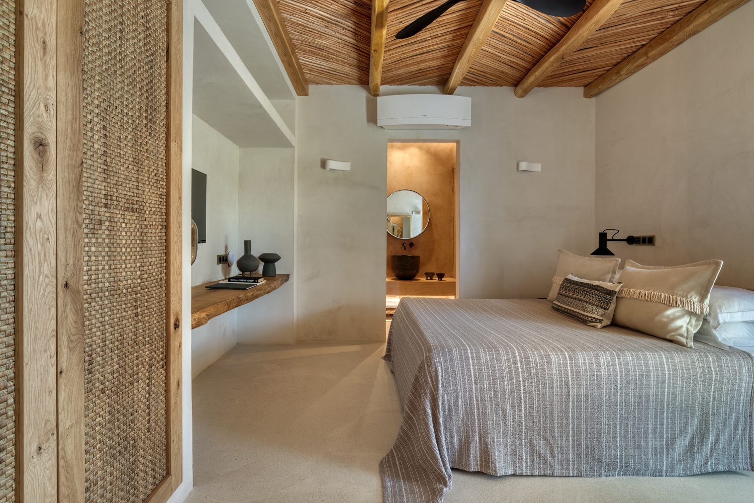 Amalgam Homes Iremia villa, Naxos island: image interior gallery