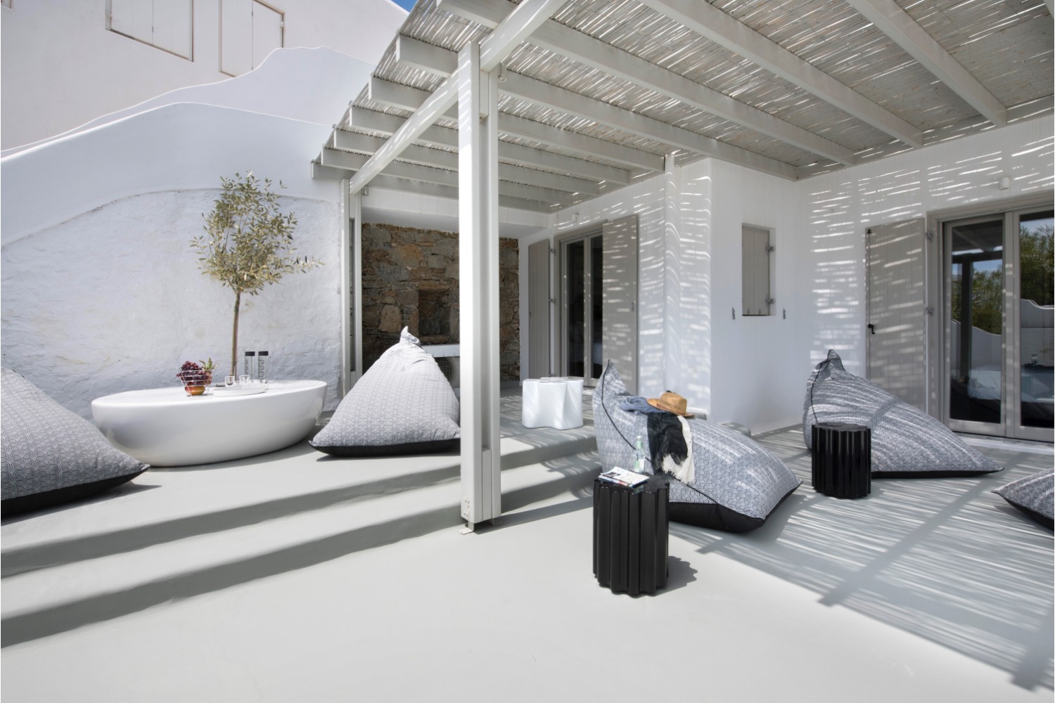 Amalgam Homes Dafni villa, Mykonos island: image interior gallery