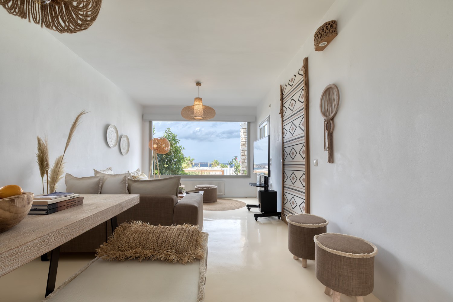 Amalgam Homes Zefyros villa, Paros island: image interior gallery