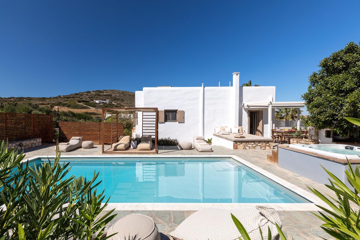 Amalgam Homes Paros island Aiolos villa image