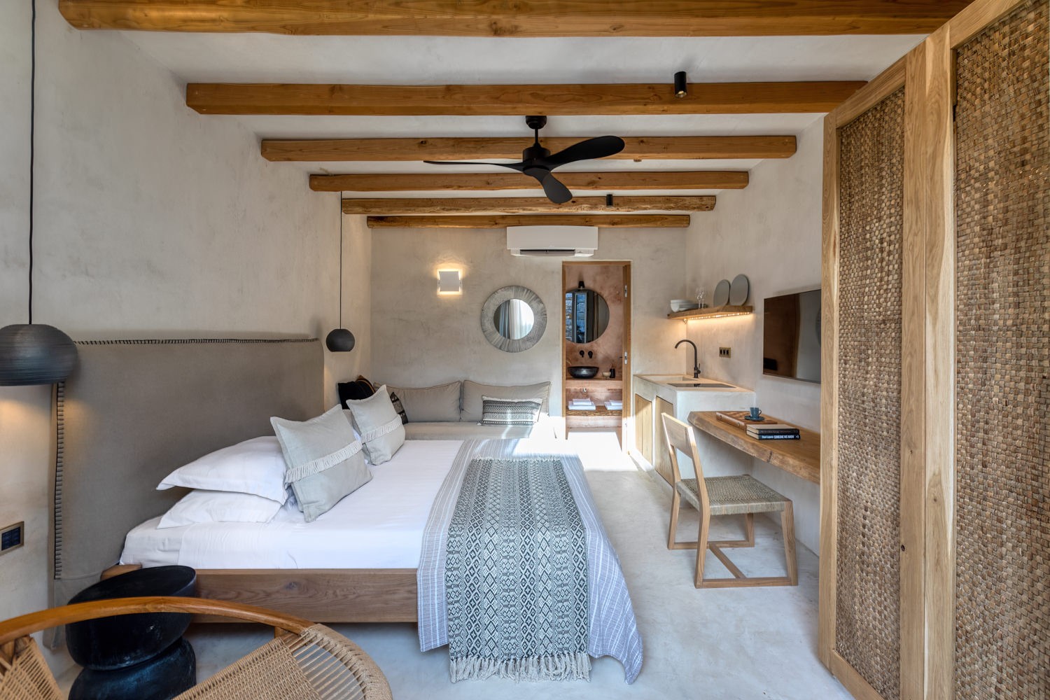Amalgam Homes Iremia villa, Naxos island: image interior gallery