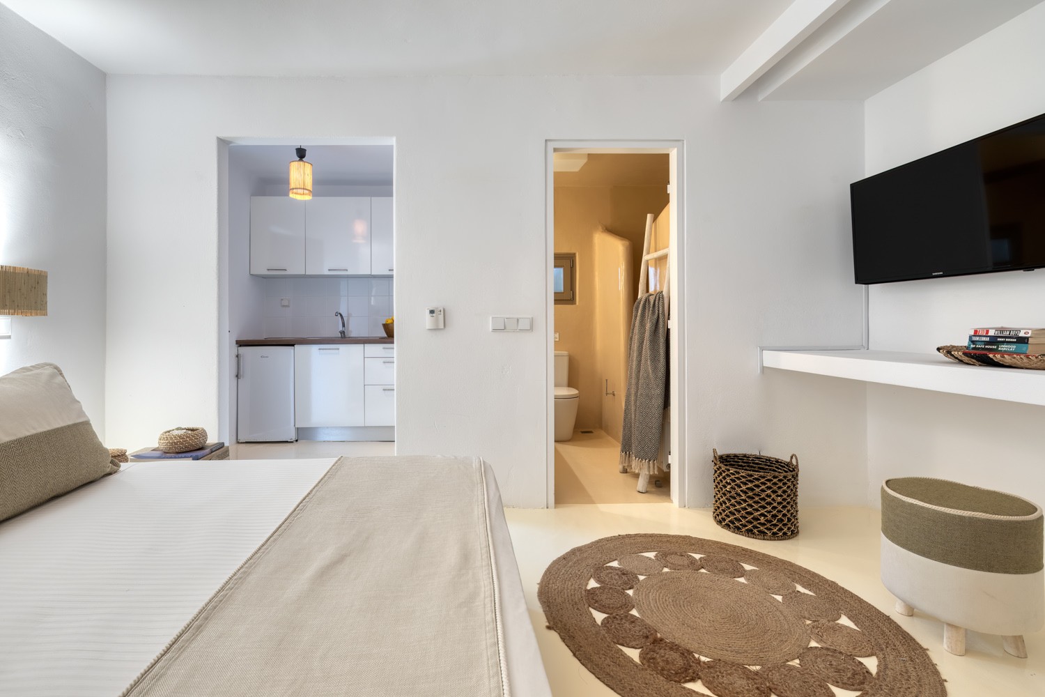 Amalgam Homes Aiolos villa, Paros island: image interior gallery