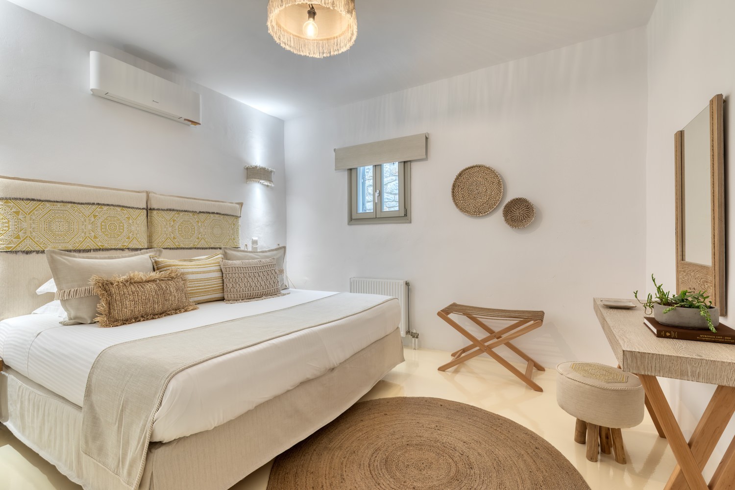 Amalgam Homes Zefyros villa, Paros island: image interior gallery